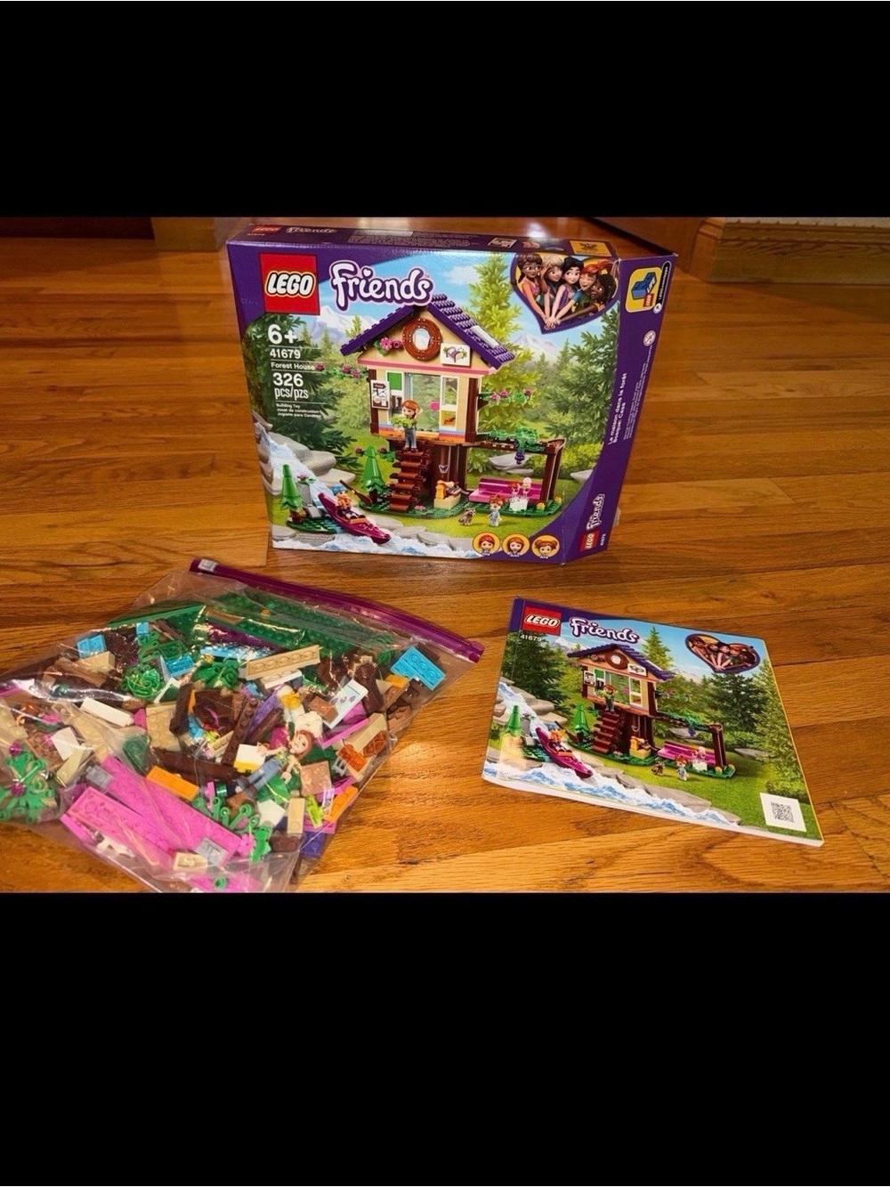 Lego Friends. Forest House #41678. Used w/Box. Lego Playset.